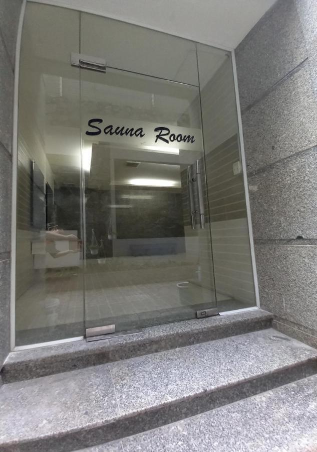 Khai Hoan Apartment Hotel Хошимин Екстериор снимка