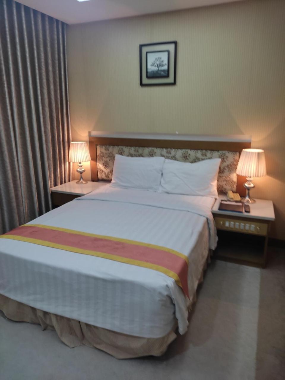 Khai Hoan Apartment Hotel Хошимин Екстериор снимка